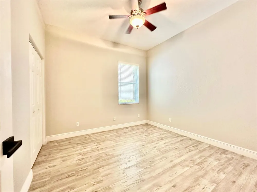4109 W WHITEWATER AVENUE Weston, FL 33332