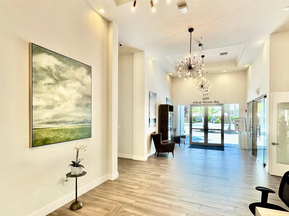 4109 W WHITEWATER AVENUE Weston, FL 33332