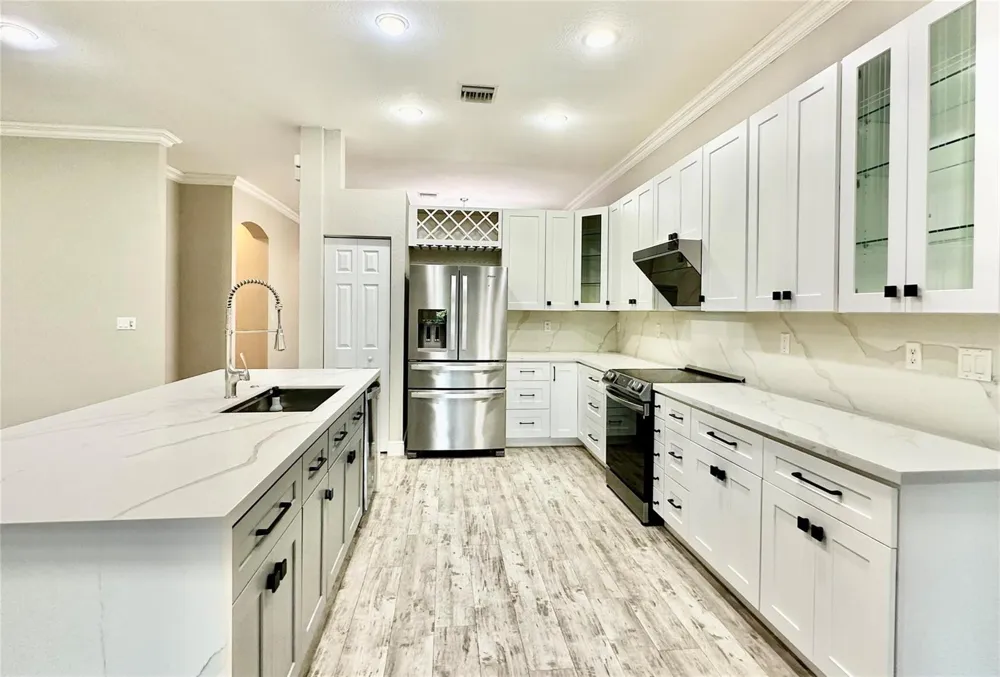 4109 W WHITEWATER AVENUE Weston, FL 33332
