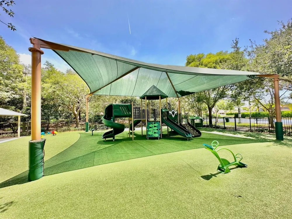4109 W WHITEWATER AVENUE Weston, FL 33332