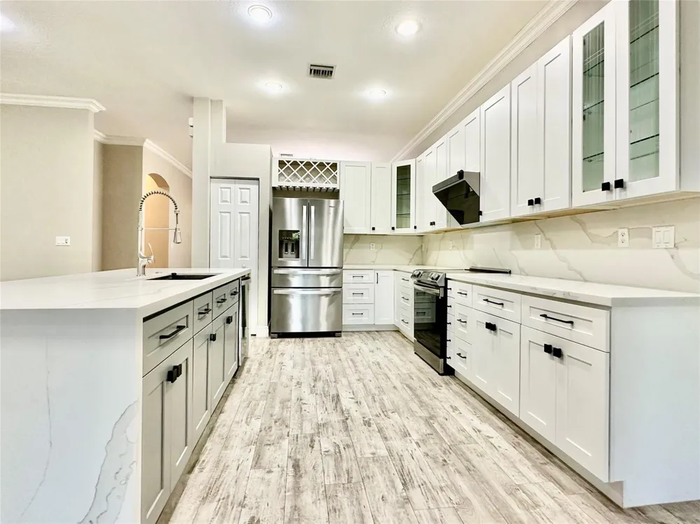 4109 W WHITEWATER AVENUE Weston, FL 33332