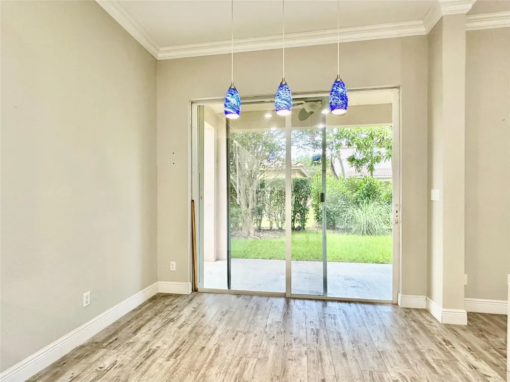 4109 W WHITEWATER AVENUE Weston, FL 33332