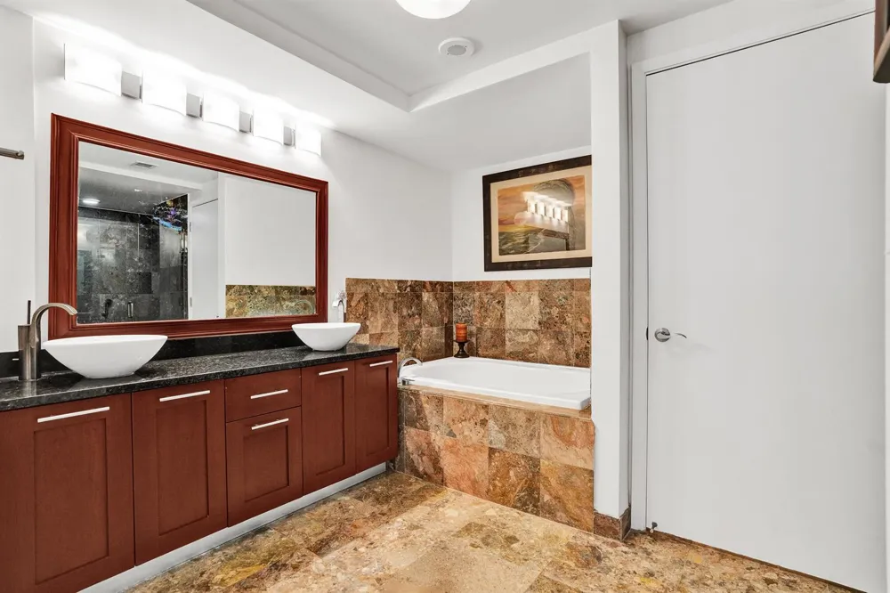 2409 OCEAN BOULEVARD #626 Fort Lauderdale, FL 33305
