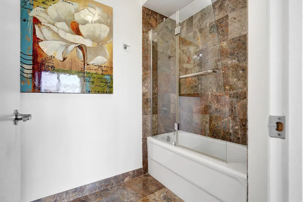 2409 OCEAN BOULEVARD #626 Fort Lauderdale, FL 33305