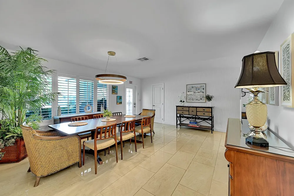 1080 SE 9TH AVENUE Pompano Beach, FL 33060