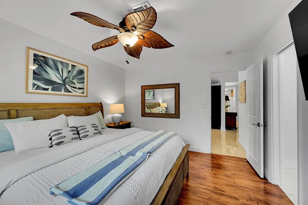 1080 SE 9TH AVENUE Pompano Beach, FL 33060