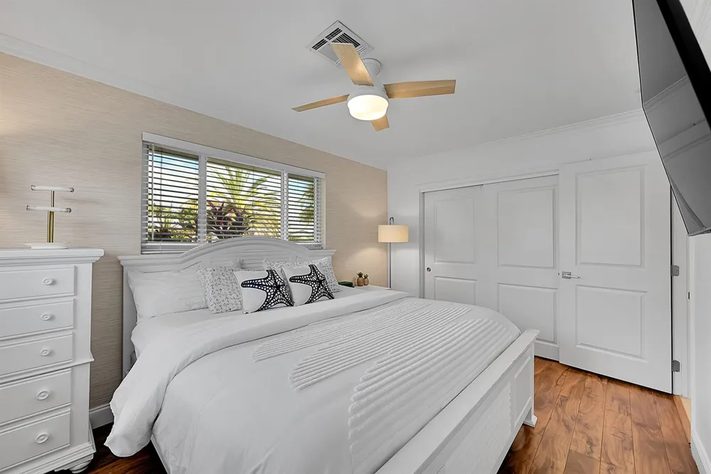 1080 SE 9TH AVENUE Pompano Beach, FL 33060