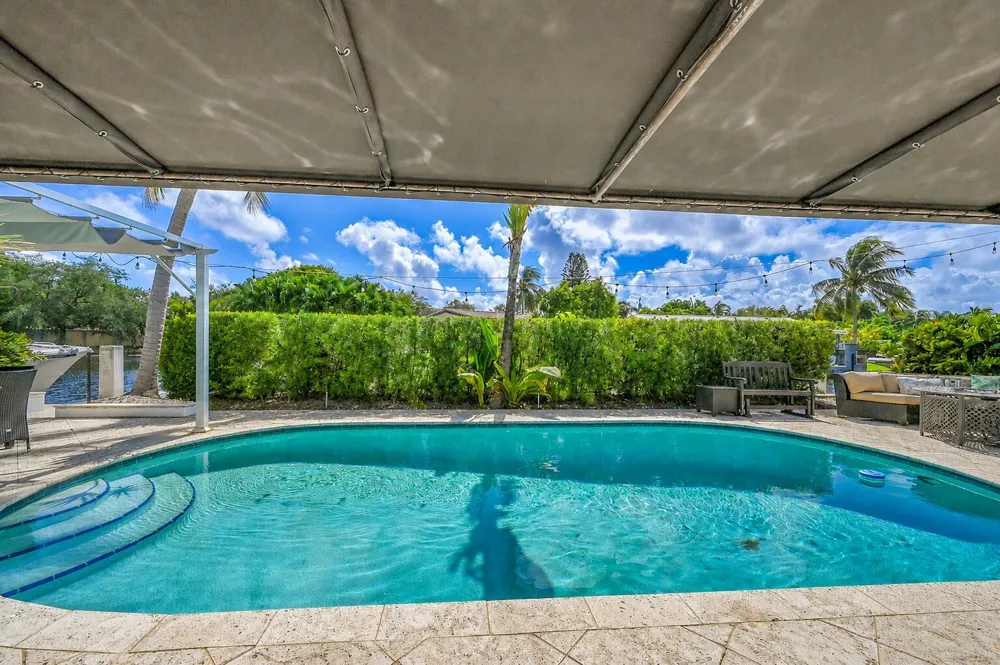 1080 SE 9TH AVENUE Pompano Beach, FL 33060