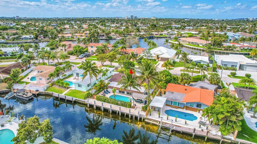 1080 SE 9TH AVENUE Pompano Beach, FL 33060