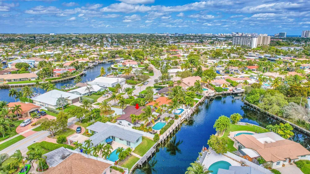 1080 SE 9TH AVENUE Pompano Beach, FL 33060