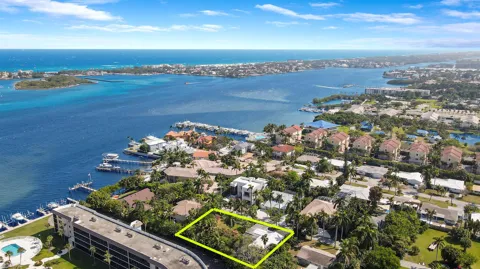 631 Lakeside Harbor