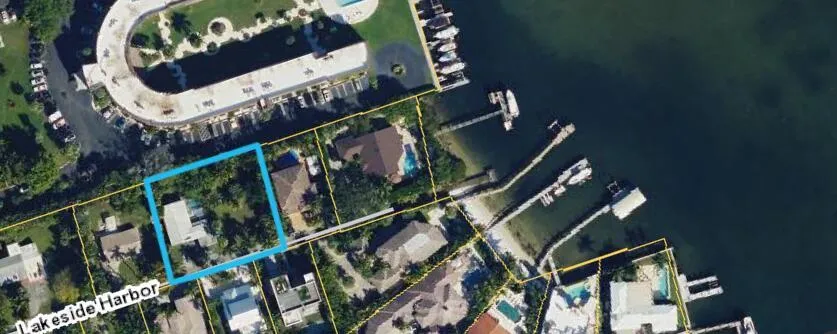 631 Lakeside Harbor Boynton Beach, FL 33435