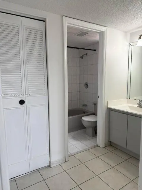 7345 W 4th Ave #404 Hialeah, FL 33014