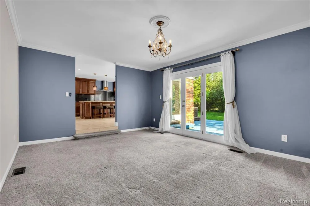 4158 Cherrywood Drive Troy City, MI 48098