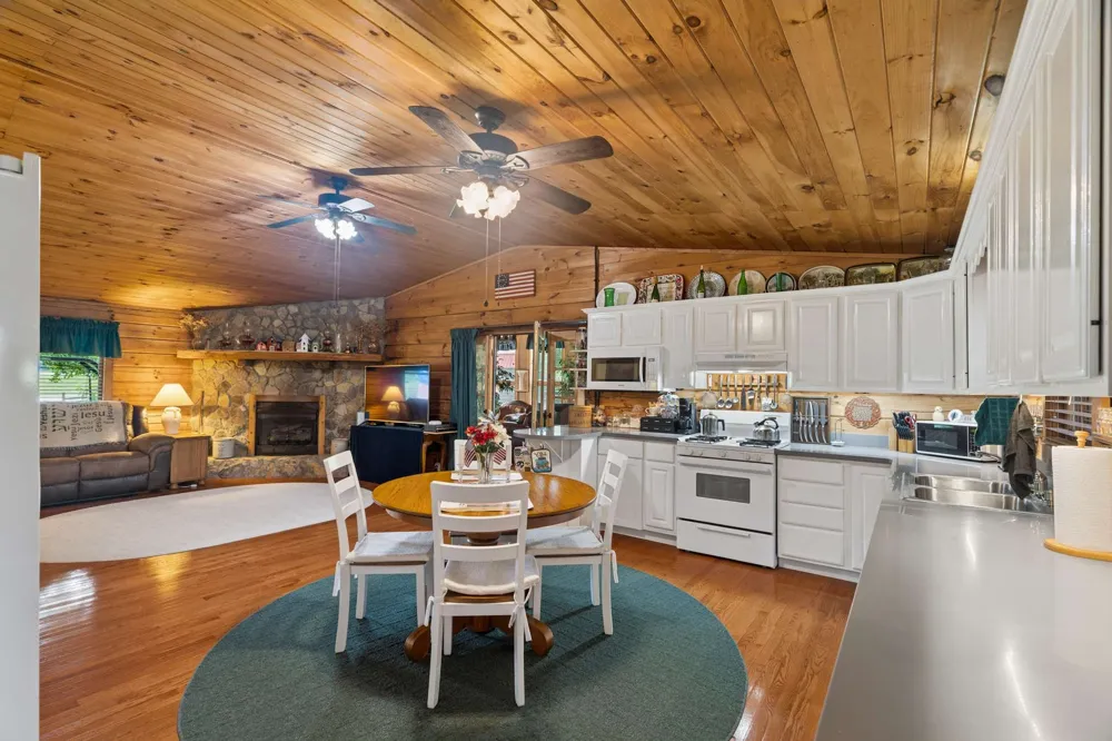16694 Cainsville Rd Lascassas, TN 37085