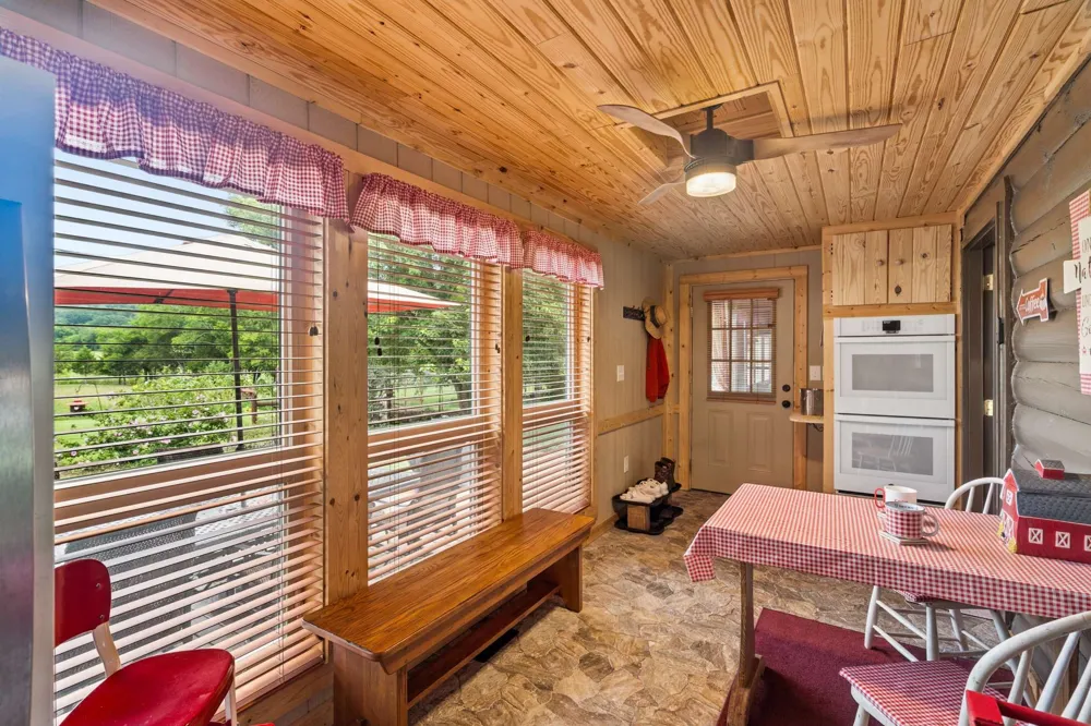 16694 Cainsville Rd Lascassas, TN 37085