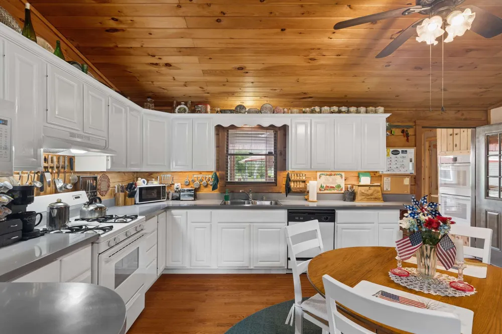 16694 Cainsville Rd Lascassas, TN 37085