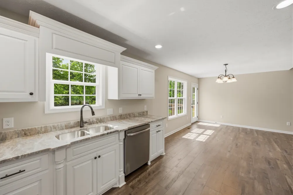 435 Old Huntingdon Lexington, TN 38351