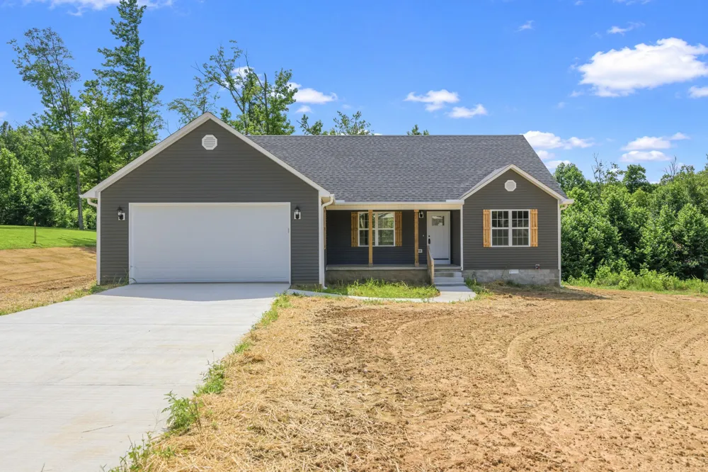 435 Old Huntingdon Lexington, TN 38351