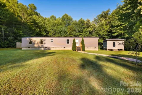 125 Ice Hollow Road