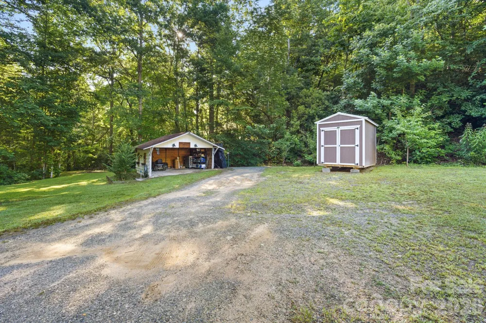 125 Ice Hollow Road Zirconia, NC 28790