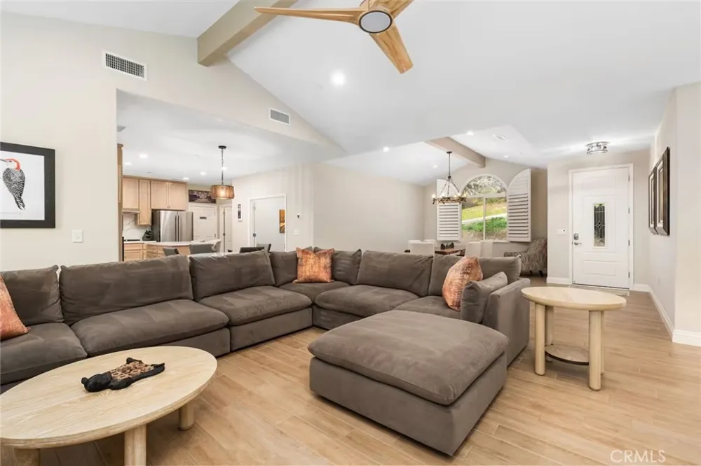 38614 Bon Veu Oakhurst, CA 93644