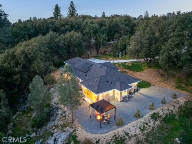 38614 Bon Veu Oakhurst, CA 93644