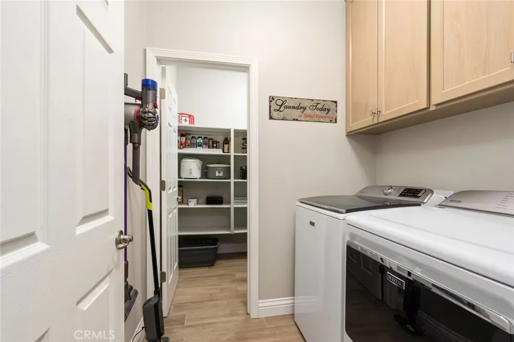 38614 Bon Veu Oakhurst, CA 93644