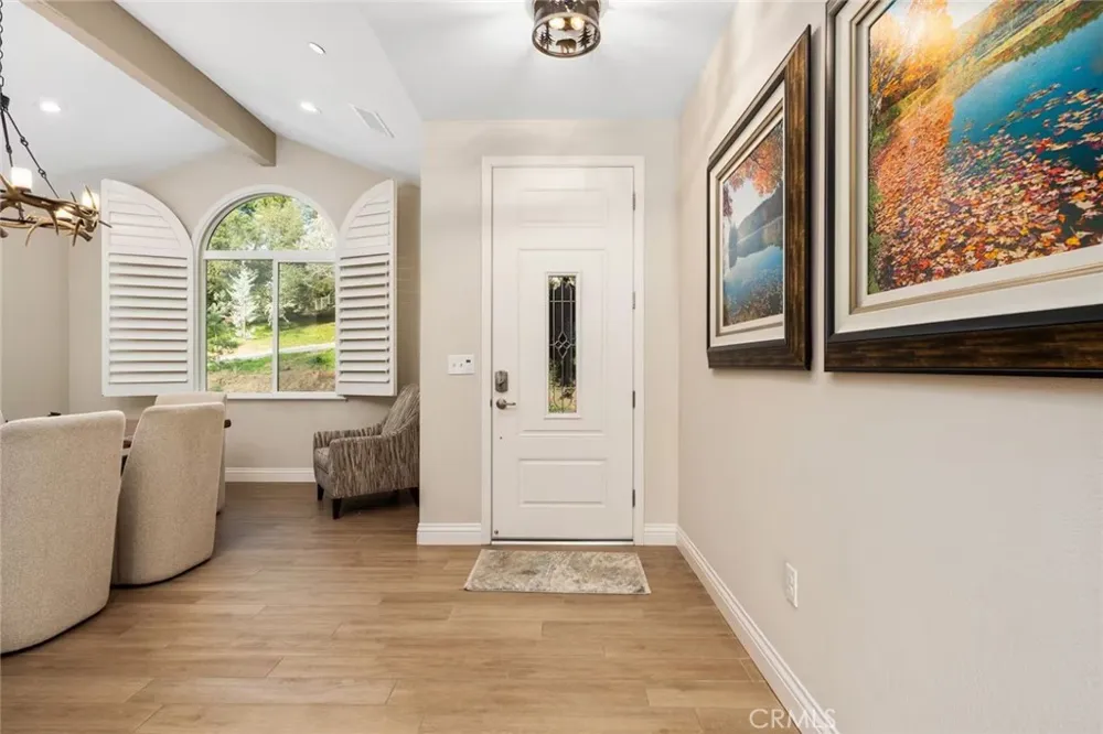 38614 Bon Veu Oakhurst, CA 93644