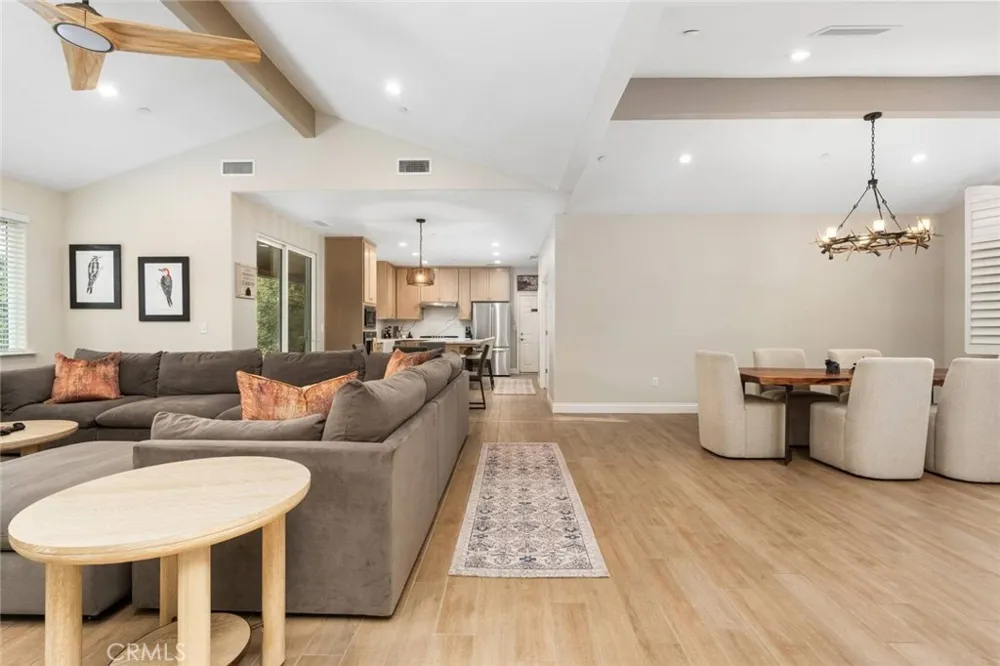 38614 Bon Veu Oakhurst, CA 93644