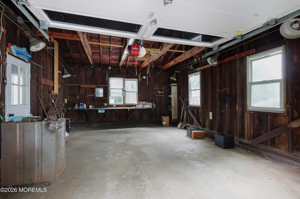 47 Phalanx Road Lincroft, NJ 07738