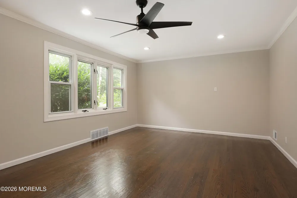 47 Phalanx Road Lincroft, NJ 07738