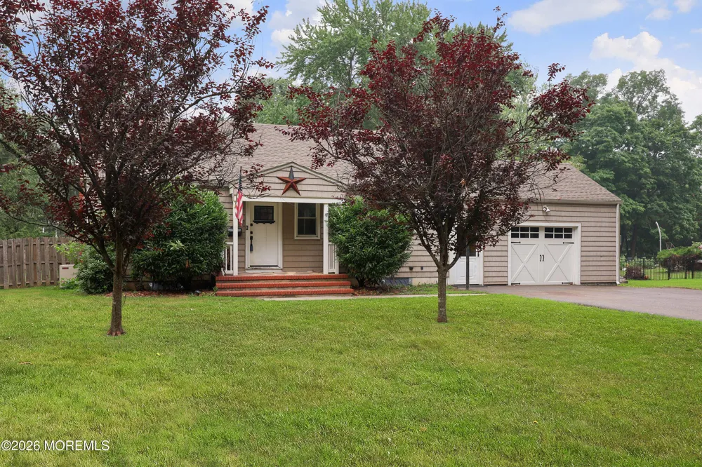 47 Phalanx Road Lincroft, NJ 07738