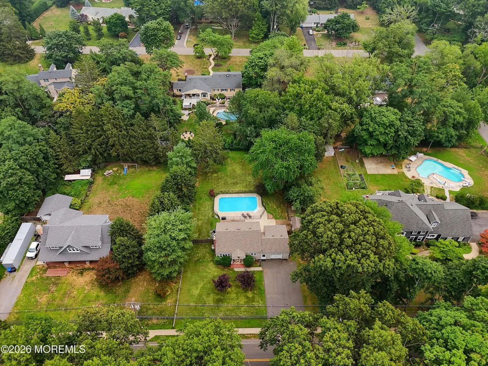 47 Phalanx Road Lincroft, NJ 07738