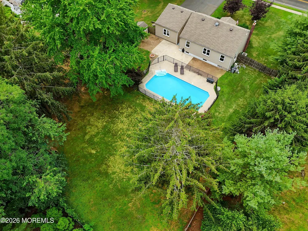 47 Phalanx Road Lincroft, NJ 07738
