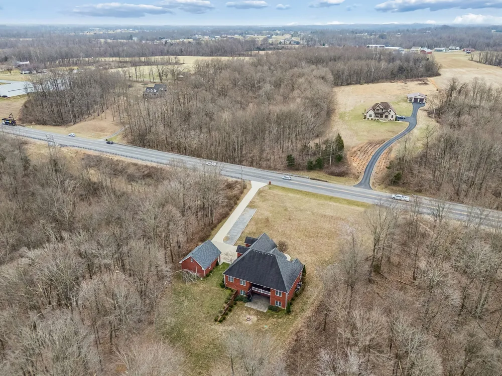 5140 Highway 52 W Lafayette, TN 37083