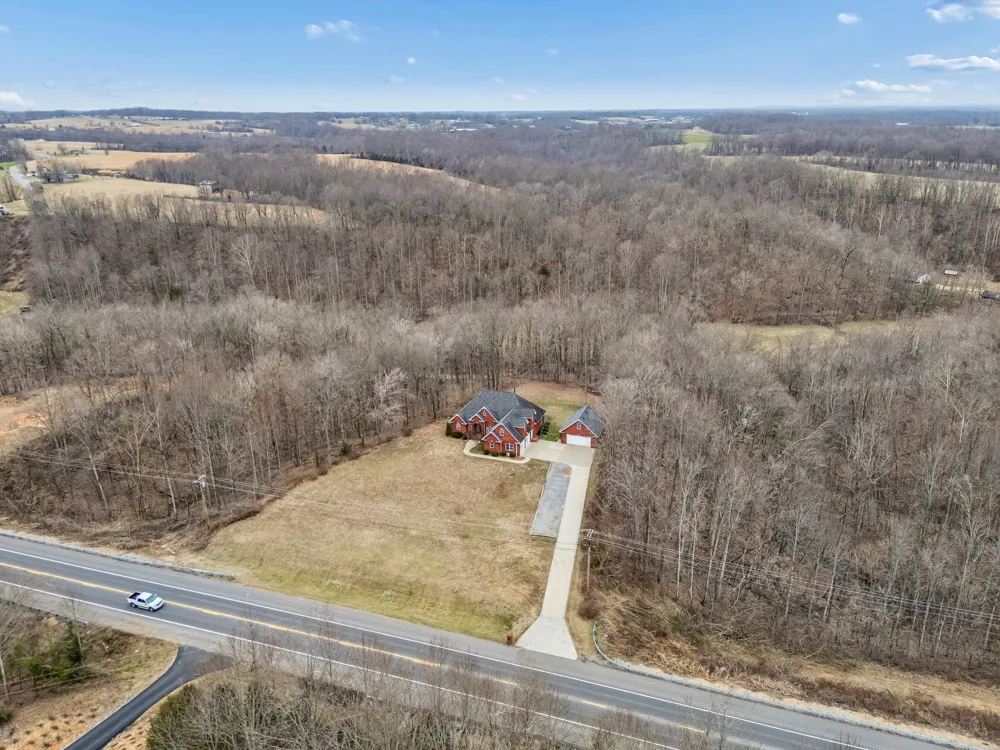5140 Highway 52 W Lafayette, TN 37083