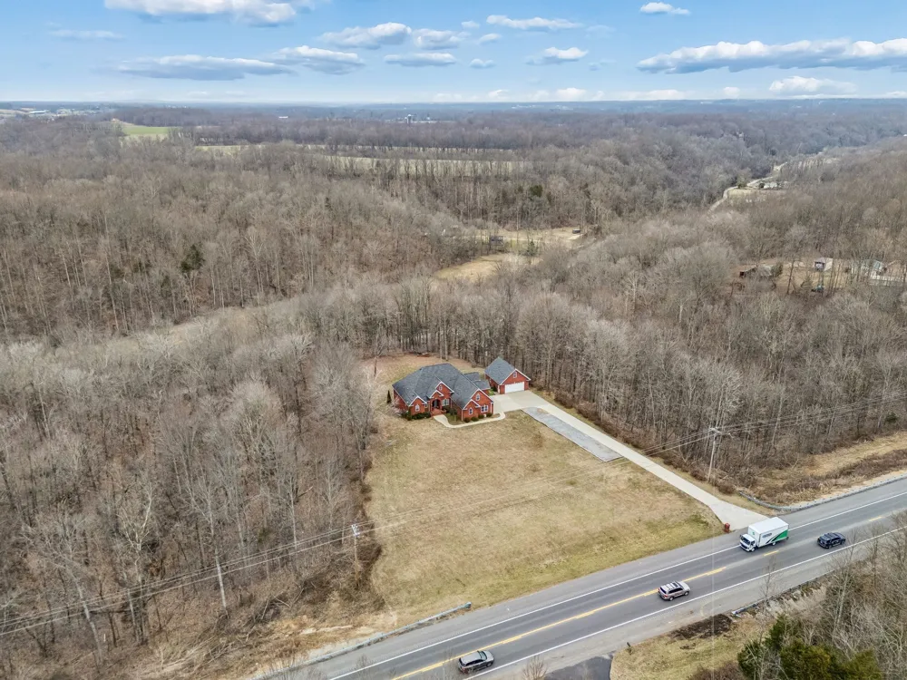 5140 Highway 52 W Lafayette, TN 37083