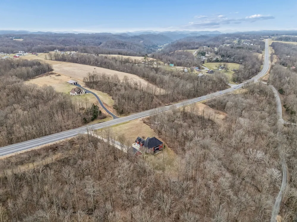 5140 Highway 52 W Lafayette, TN 37083