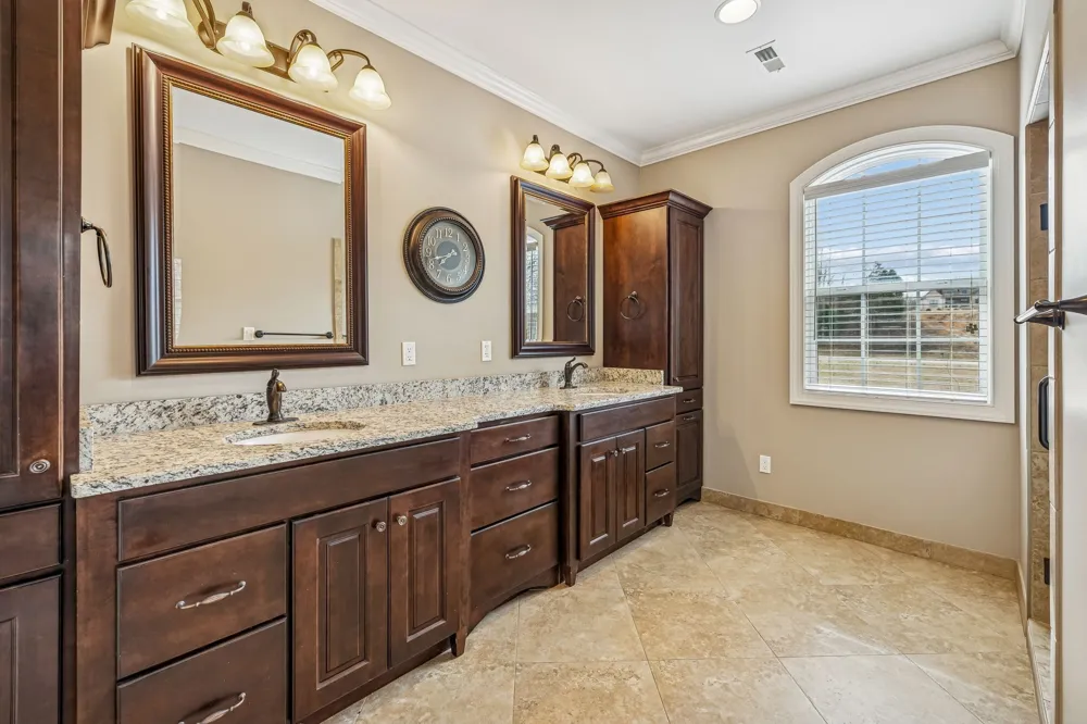 5140 Highway 52 W Lafayette, TN 37083