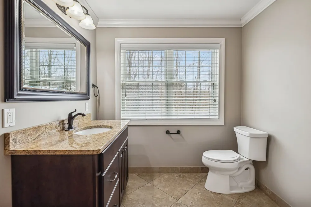5140 Highway 52 W Lafayette, TN 37083