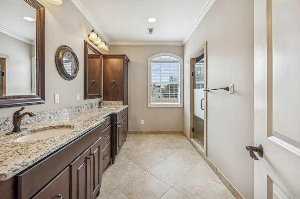 5140 Highway 52 W Lafayette, TN 37083