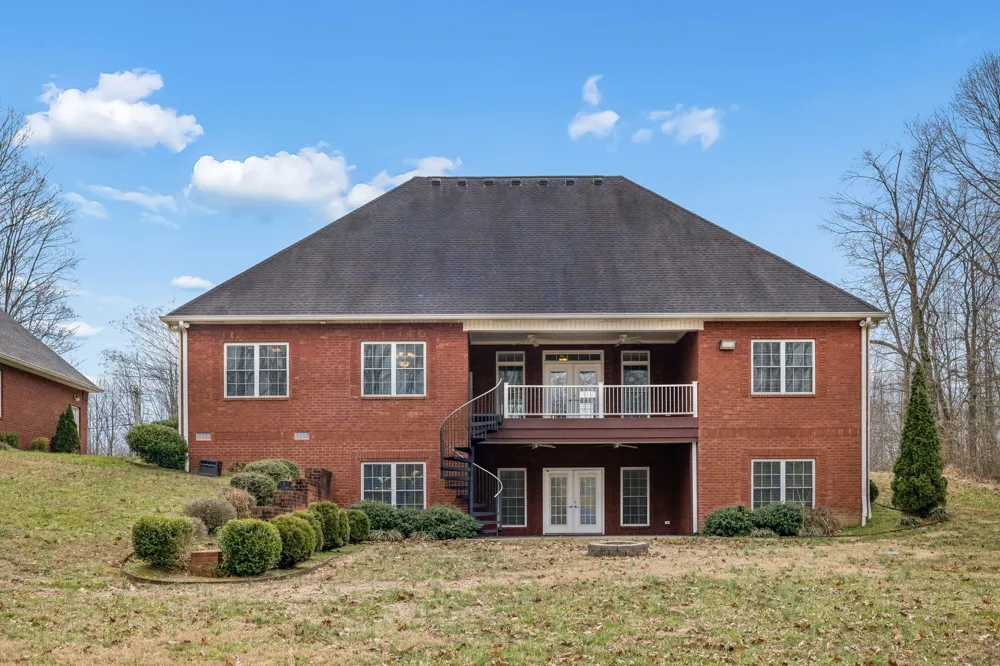 5140 Highway 52 W Lafayette, TN 37083