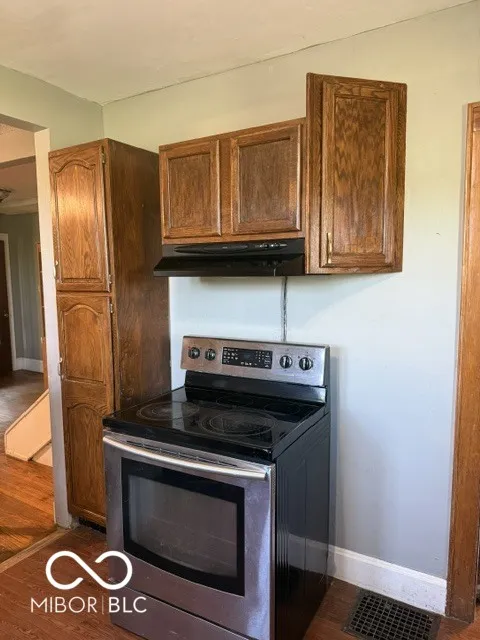 5685 Darwin Road West Terre Haute, IN 47885
