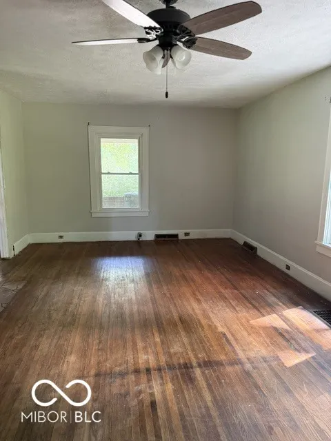 5685 Darwin Road West Terre Haute, IN 47885