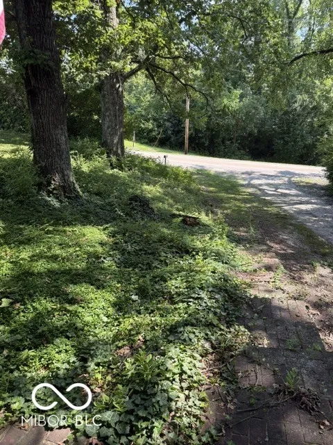 5685 Darwin Road West Terre Haute, IN 47885