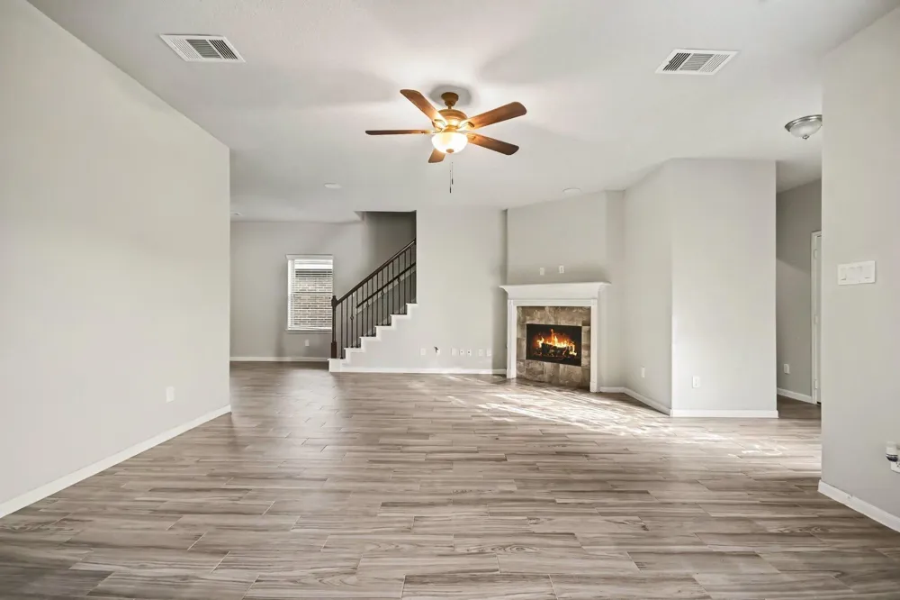 5127 Gulf Stream Lane Bacliff, TX 77518