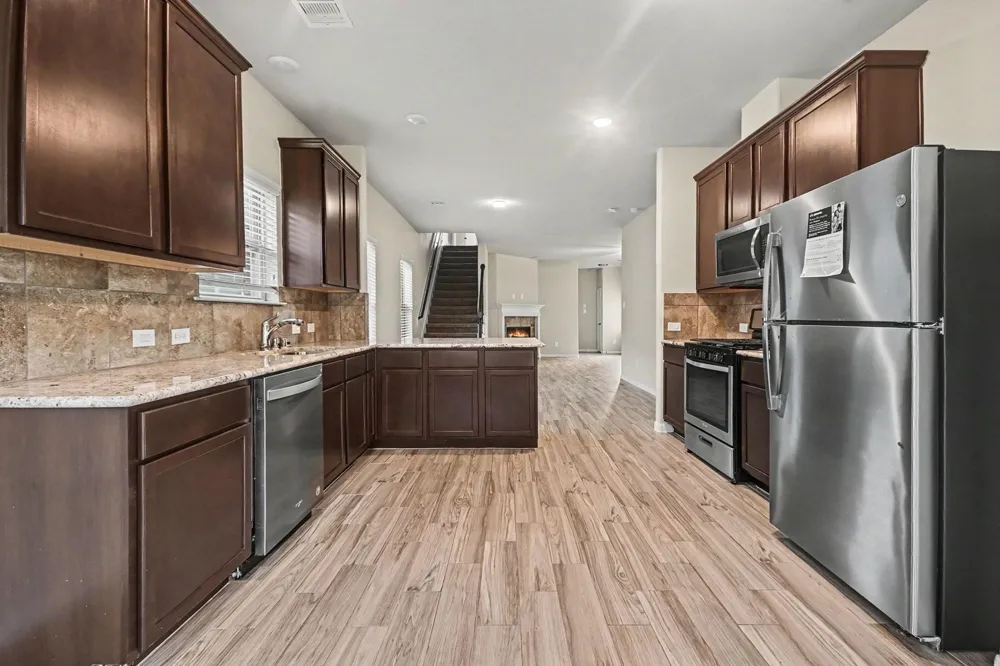 5127 Gulf Stream Lane Bacliff, TX 77518