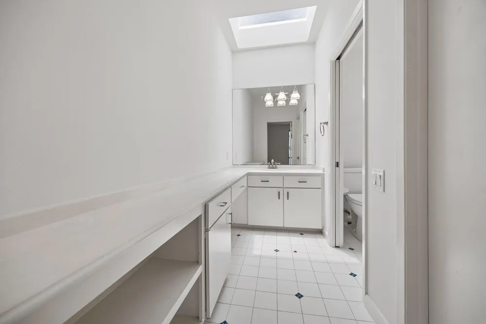 1 Boulevard Green Bellaire, TX 77401