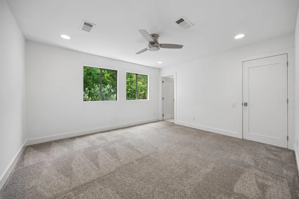 1 Boulevard Green Bellaire, TX 77401